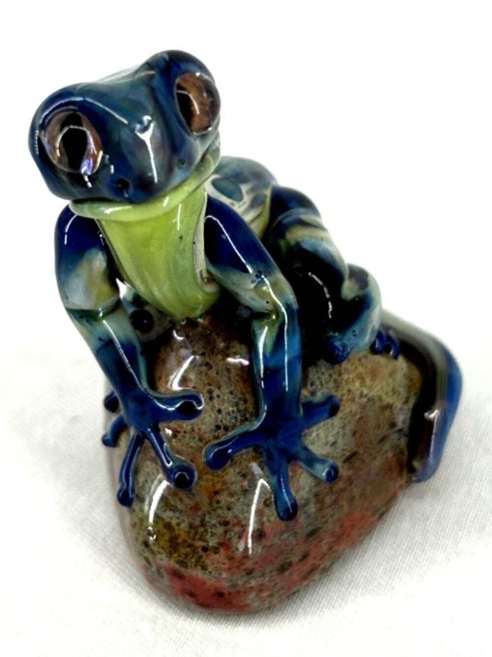 Oregon Fusion Lizard Fused Glass Figurine Handcrafted Tropical Lizard Nature 3" - Picture 4 of 6